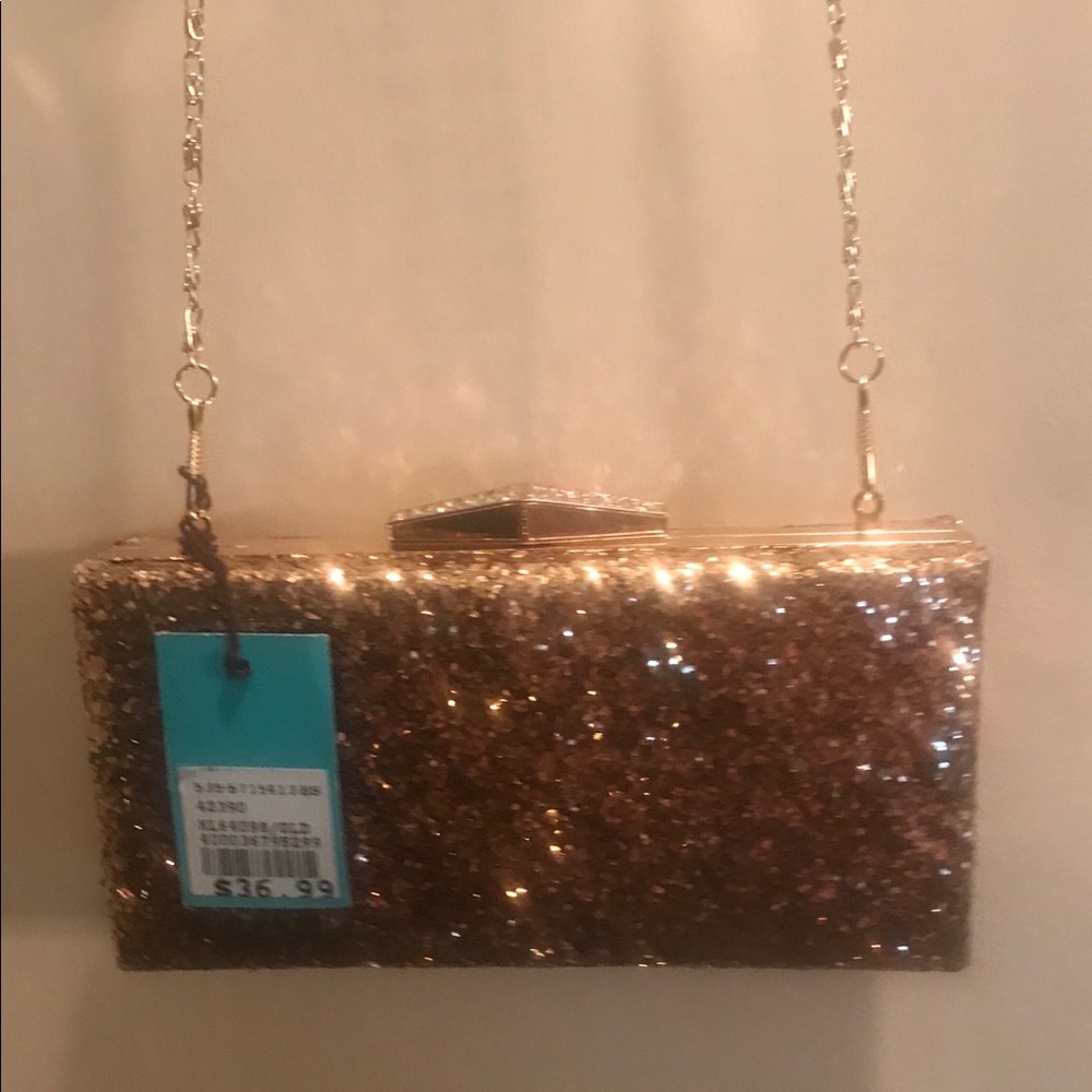 Women’s dressy evening purse. Sparkling Gold.